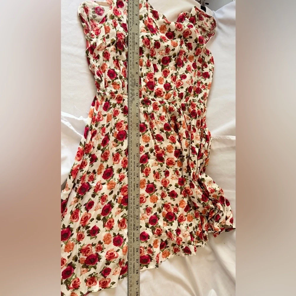 Forever 21 Floral A-Line Skirt - Red and Pink
